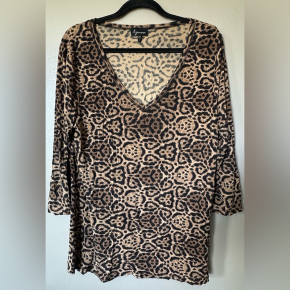 lynn richie Tops - GUC Lynn Ritchie Leopard Print Top - Women’s Quarter Sleeve Tshirt L/ Fits XL